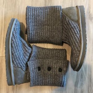 Like new UGG knit boots